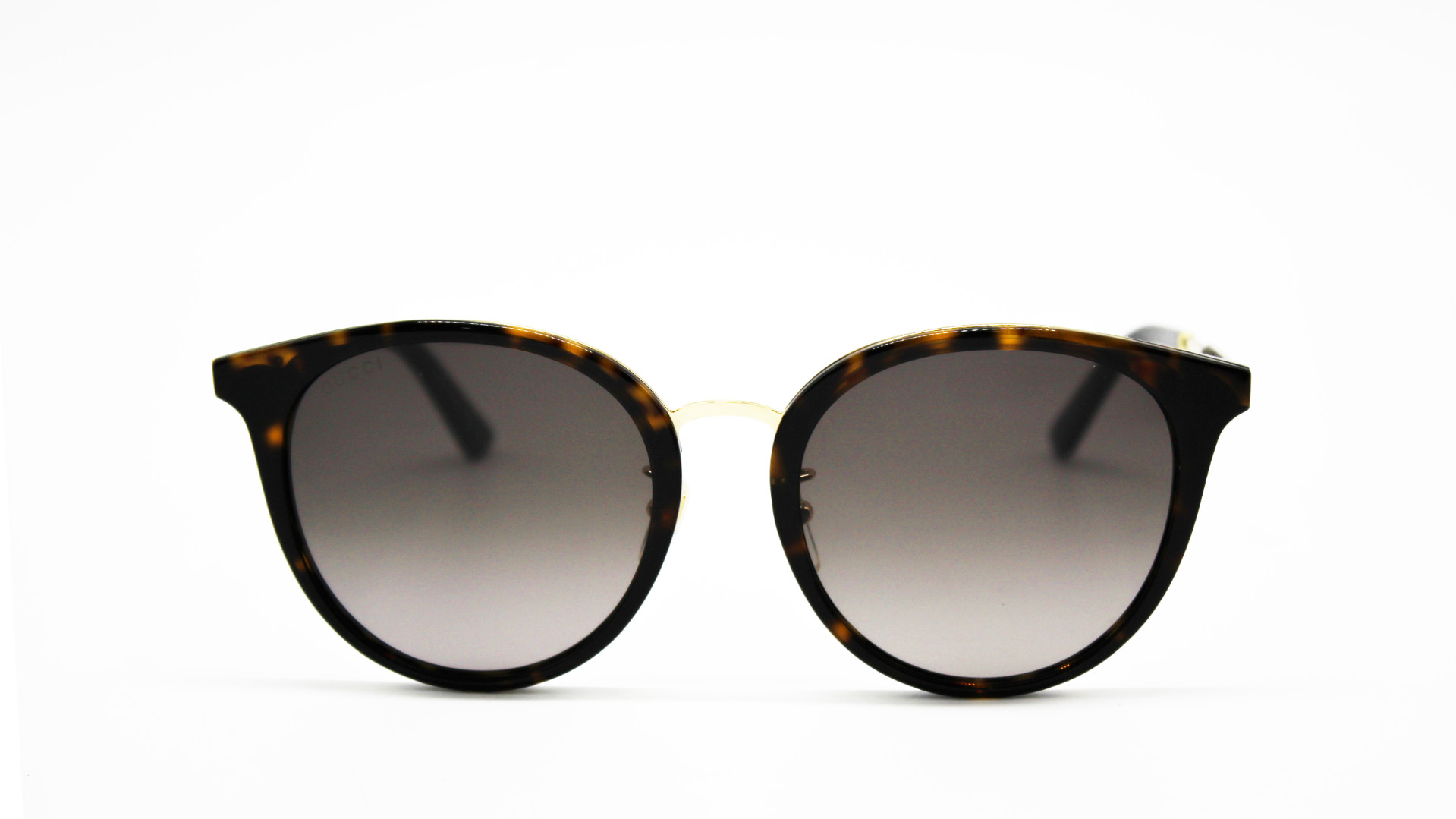 Солнцезащитные очки Gucci GG0204SK
