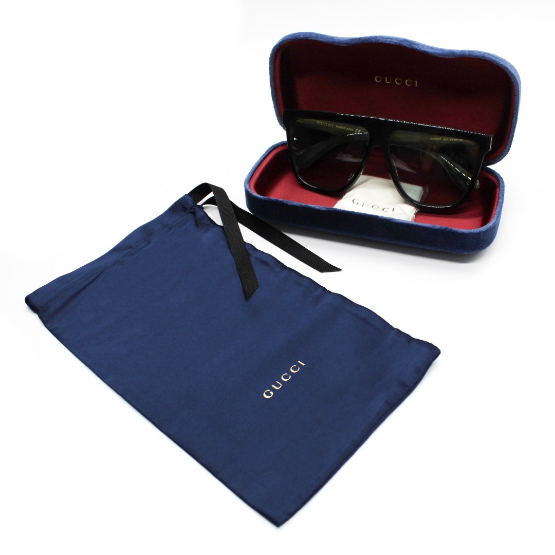 Солнцезащитные очки Gucci GG0582S