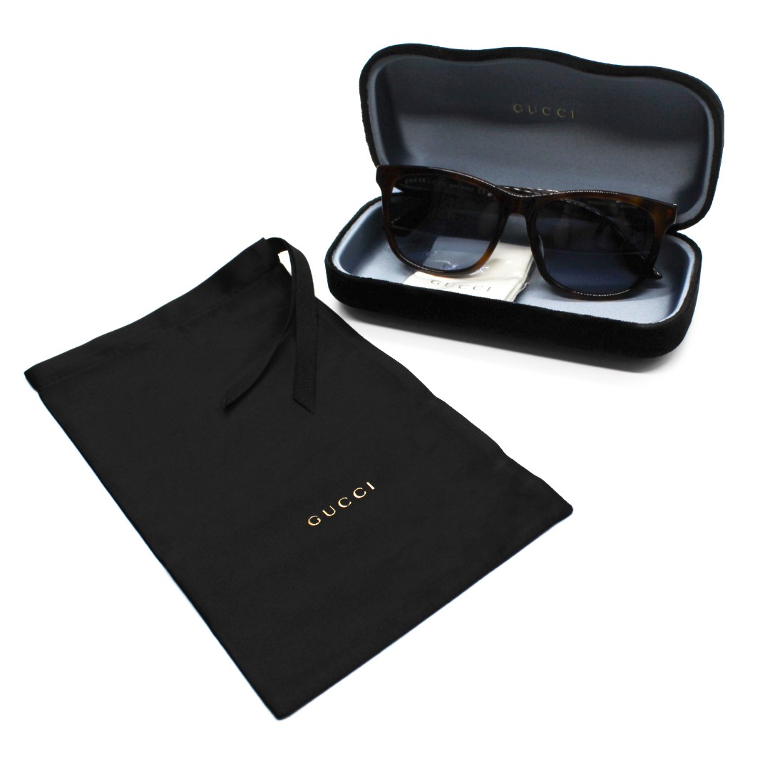 Солнцезащитные очки Gucci GG0695SA